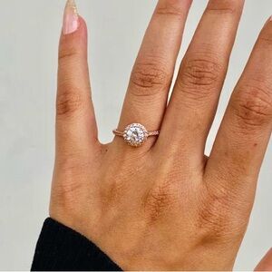 Fragrant Jewels Rose Gold Ring with Clear Gem